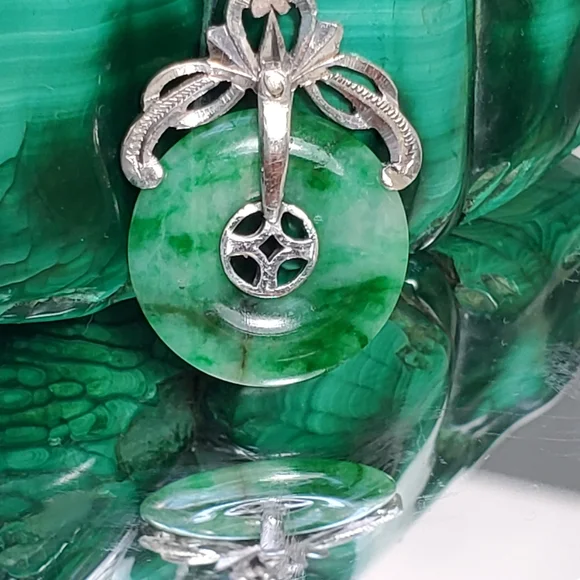 Imperial Jade 14k White Gold GOOD LUCK Pendant Charm 2.5 GRMS 14k Gold BS3